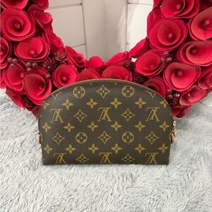 New Louis Vuitton Monogram Canvas Cosmetic Case - Brown & Gold